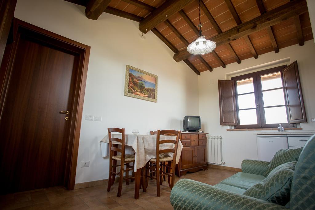 Agriturismo La Collina Del Sole Coltavolino Exteriör bild